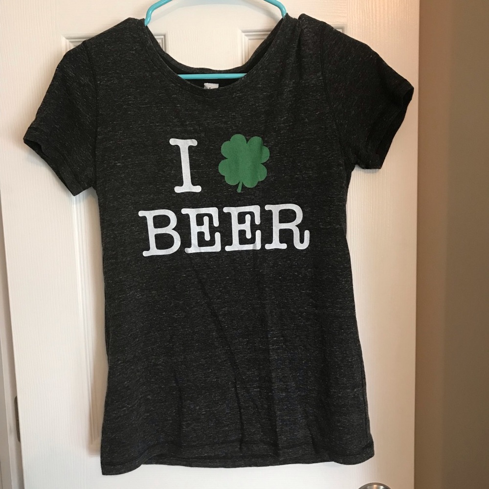Women’s I (Shamrock) Beer Tee by Alo-Medium